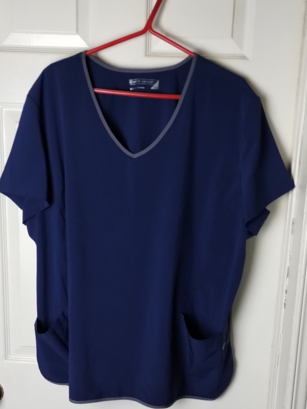 White Cross Navy Blue V-Neck Short Sleeve Top with Pockets 3XL
